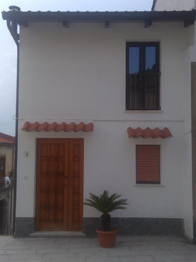 Apartamento Galatro Terme House Exterior foto